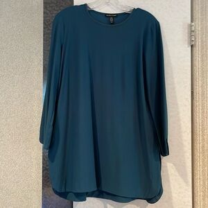 Woman’s top, long sleeves. Eileen Fisher